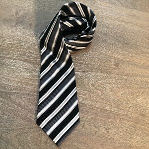 Donald Trump Silk Necktie Black/White/Gray